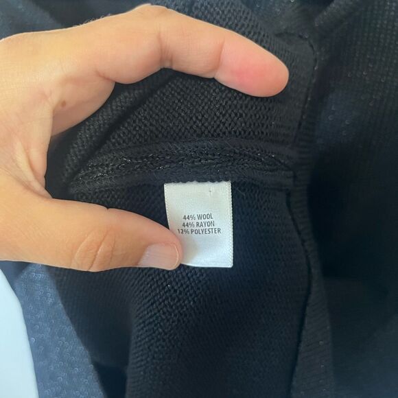 ST. JOHN Black Wool Blend Sleeveless Tank Sweater Top M - Picture 4 of 7